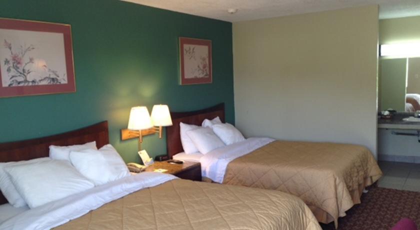 Mid Ohio Inn Bellville Quarto foto