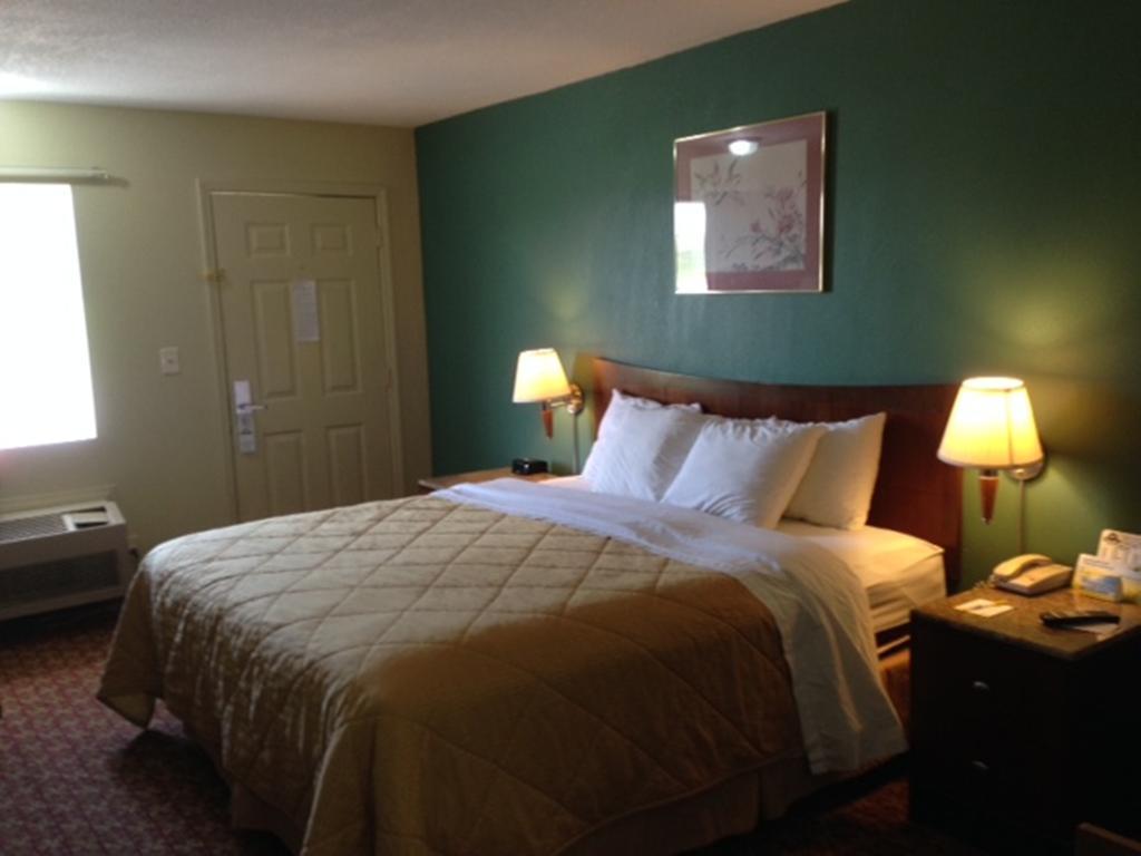 Mid Ohio Inn Bellville Quarto foto